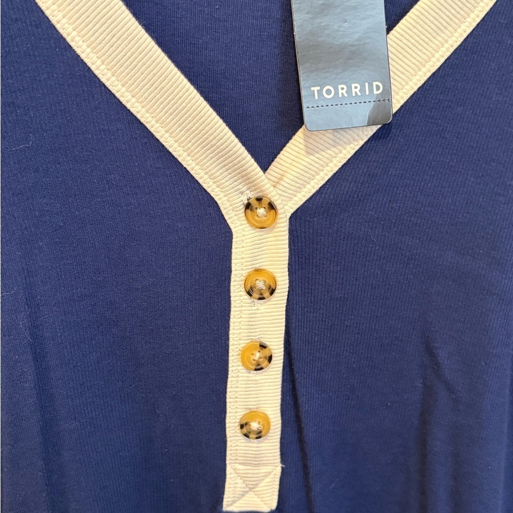 Torrid NWT Blue and White Ribbed Henley Varsity Long Sleeve Top - Picture 3 of 9